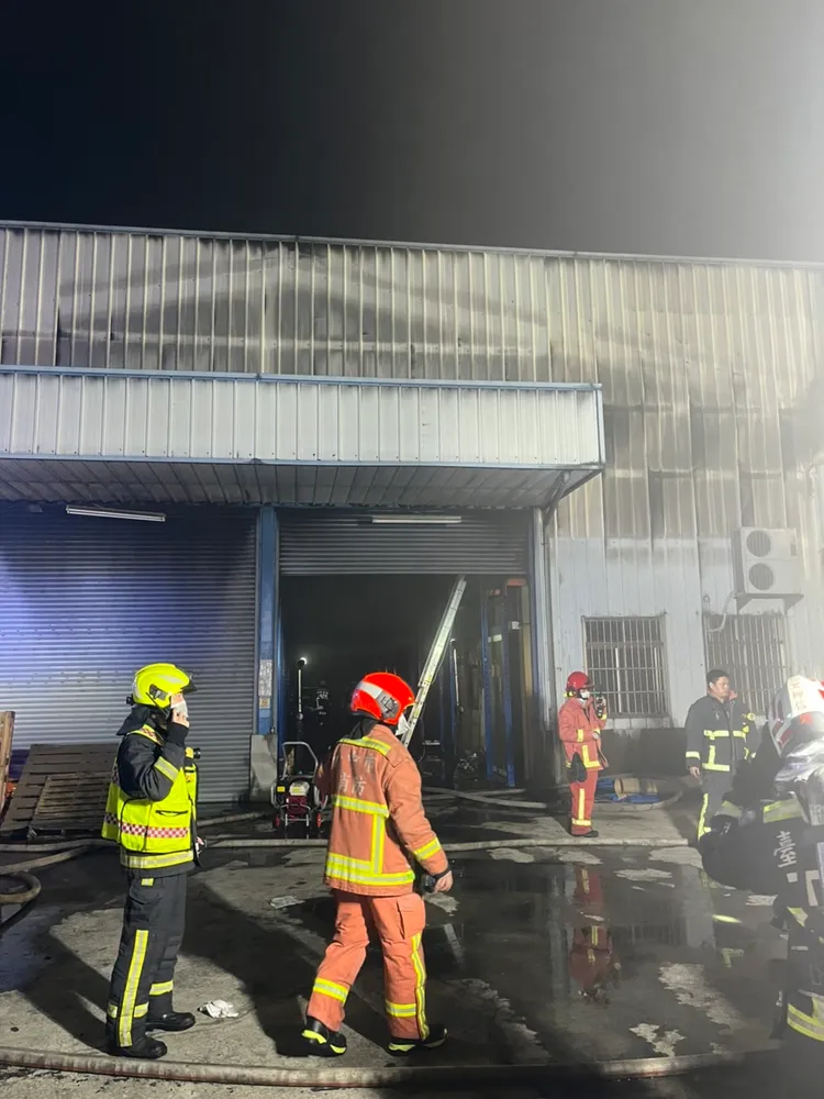 雅速達庫發生惡火，造成4死2傷。民眾提供