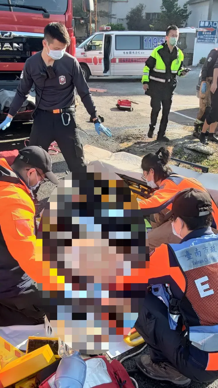 老伯到院前仍無呼吸心跳，送醫急救後仍宣告不治。讀者提供