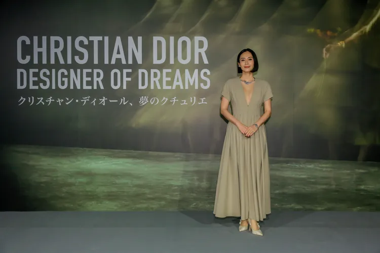 DIOR日前於東京現代美術館舉辦的《Christian Dior：夢之設計師》特展活動，邀請到包括日本女星中谷美紀等一眾明星出席。品牌提供
