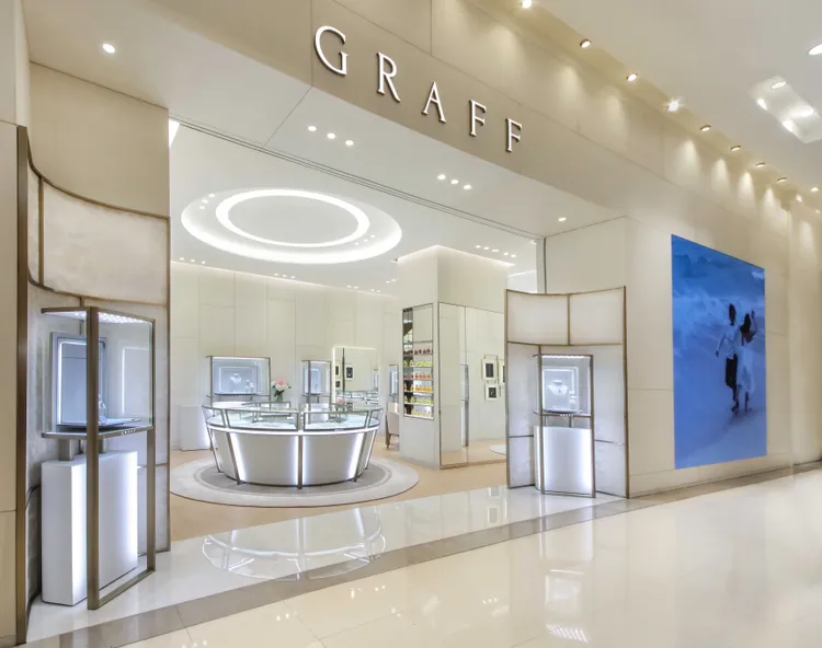 GRAFF於台北SOGO百貨復興館中開出的全新專賣店，延續了品牌一貫的奢華格調。品牌提供