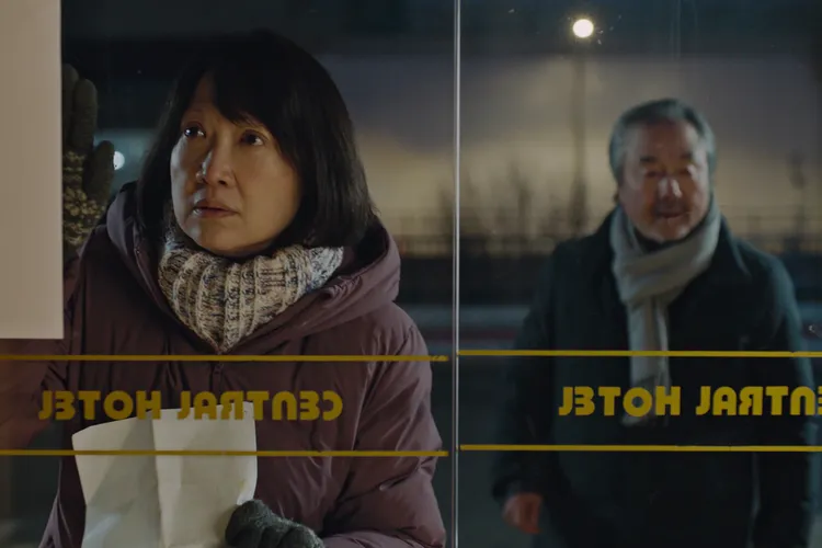 《花路阿朱媽》收穫全台各界一致優秀口碑，左為女主角洪慧芳，右為男配角鄭東煥。采昌提供