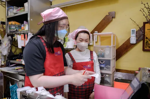 唐鳳化身員工點餐! 蚵仔麵線老店數位轉型客單價提高2倍