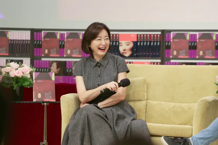 林青霞平日定居香港，近日返台宣傳新書。朱世閎攝