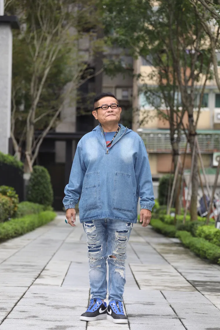 許效舜是演藝圈內出名疼老婆的藝人。陳明中攝