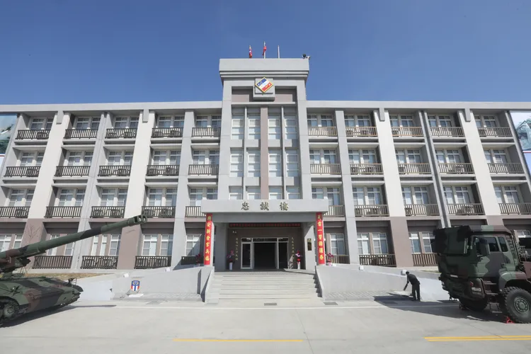 考潭營區新營舍落成啟用。羅琦文攝