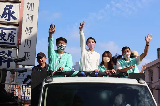 四叉貓爆這人領國會薪水幫輔選獲重用　將任竹市府機要秘書！傳高虹安其他助理炸鍋了　