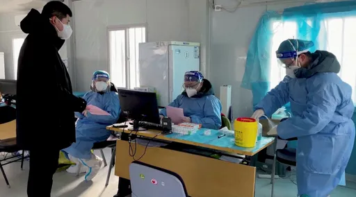 中國專家首推估今冬疫情「一峰三波」　恐造成67萬死