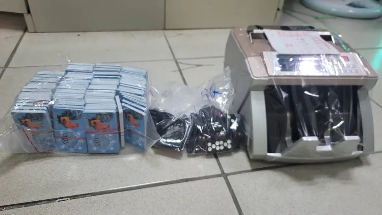 查扣賭具和籌碼。蘆竹警分局提供