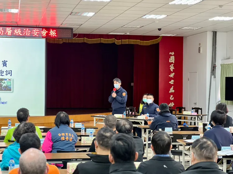 海山分局長周振安針對轄區治安及交通現況做簡介。海山分局提供