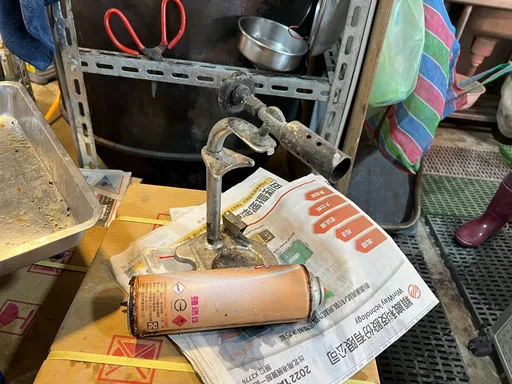 瓦斯噴燈洩漏不慎引發火源 燒烤店老闆多處2度灼傷