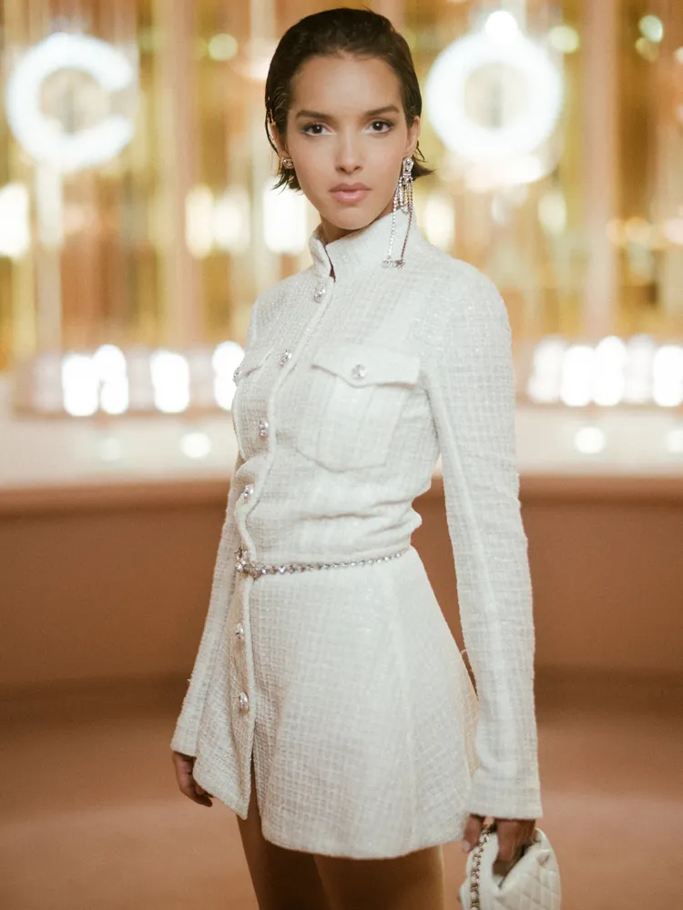 法國女星lyna Khoudri。品牌提供