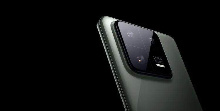 小米13 Pro搭載三顆5000萬畫素的萊卡大師鏡頭。翻攝小米官網