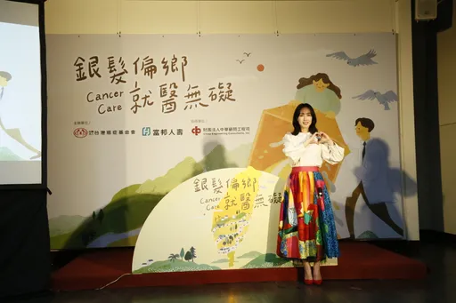小薰10年沒開嗓受邀唱跨年「他們膽子蠻大」　過年散財海發50個紅包