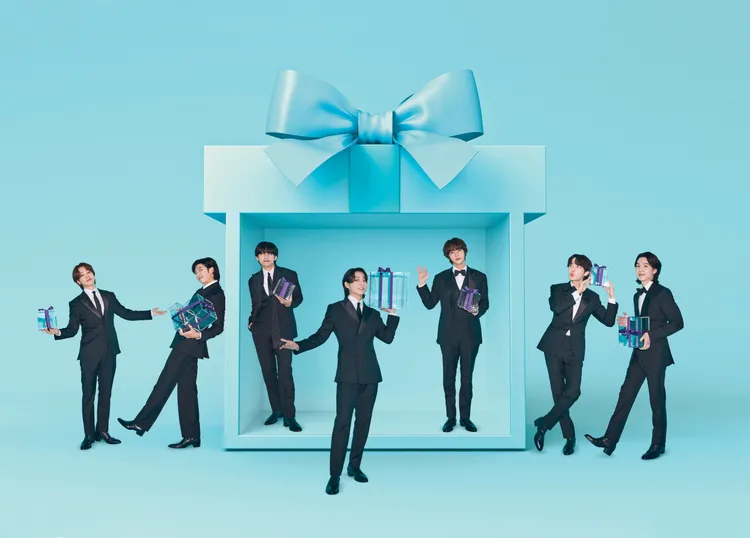 BTS的寫真集以「禮物」為主題。哈德客提供