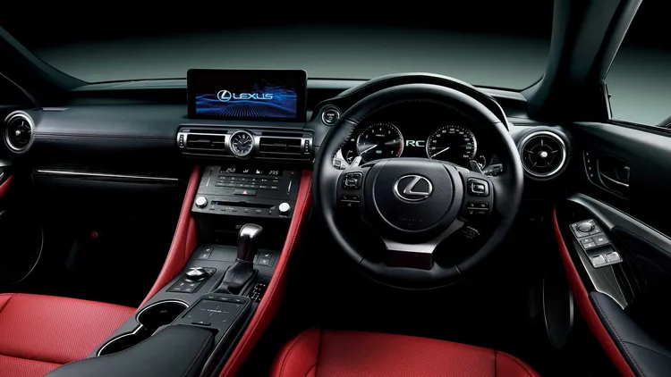 RC及RC F除了在車內都換上了來自IS車系的10.3吋觸控螢幕。原廠照片