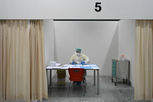 怕了中國人！ 落地旅客一半「陽了」　義大利宣布自中國入境者全面篩檢