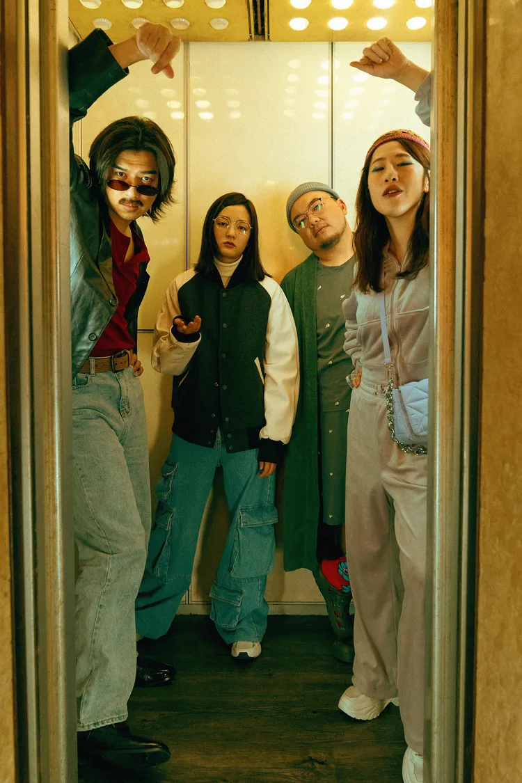 電影《鬼才之道》卡司包括陳柏霖（左起）、王淨、曾威豪（瘦瘦）和百白。牽猴子提供