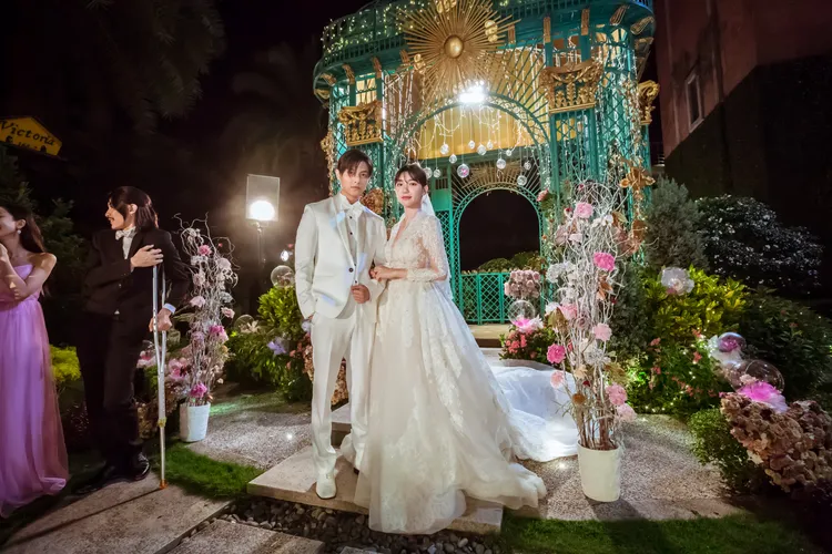 王子（左）、郭雪芙婚禮照曝光。禾力文創提供