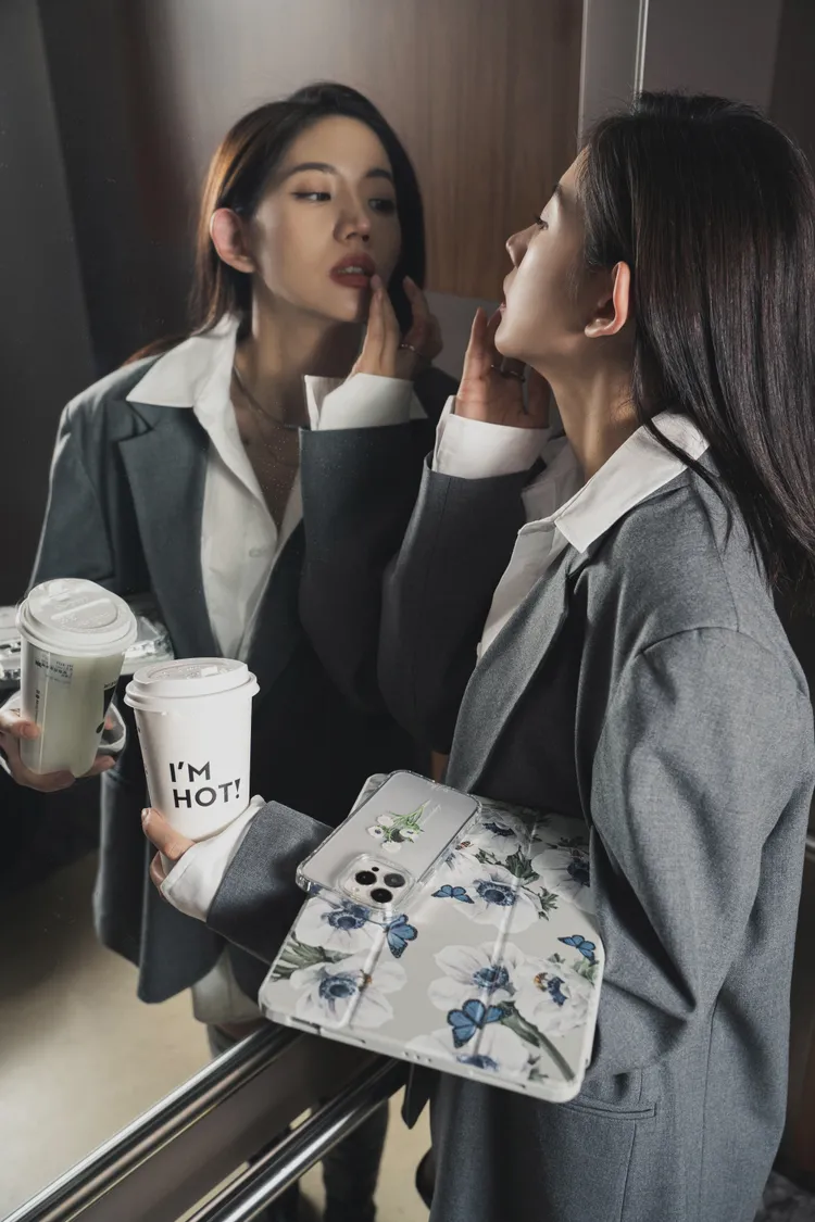 陳艾琳擁有幸福家庭，更活出自信。TOYSECLECT提供