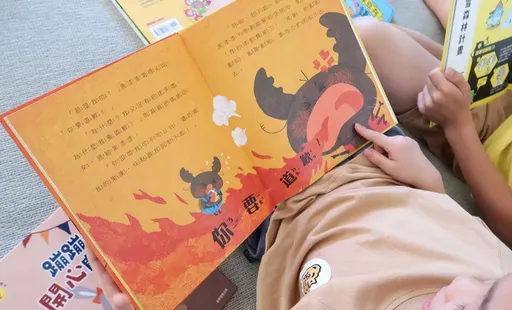 網紅自爆打小孩、老師抓學生撞櫃 從兩案看兒童人權的努力方向