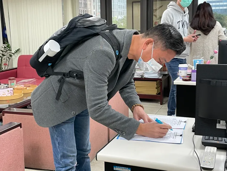 戴錫欽登記參選議長。劉彥宜攝