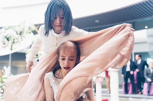 簡嫚書婚禮遭撕髮迫害「露禿頭超像裸體」 何潤東過來人卡婆媳間