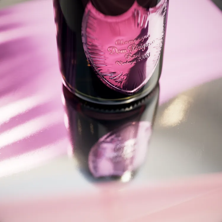 全新限量版的粉紅香檳選用2008年份香檳。業者提供