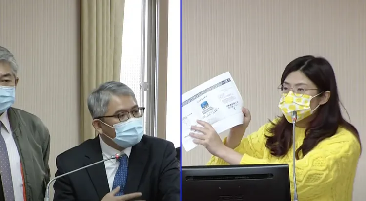 花敬群與鄭麗文對罵期間，要鄭麗文好好講話。翻攝自國會頻道YouTube