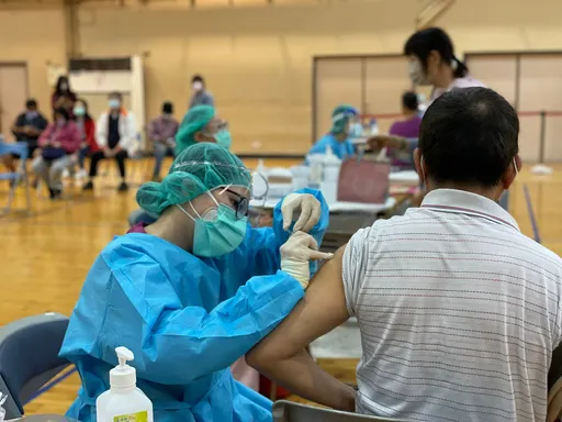 新北市第18期疫苗系統今起開放預約3天 合約院所下周一展開接種