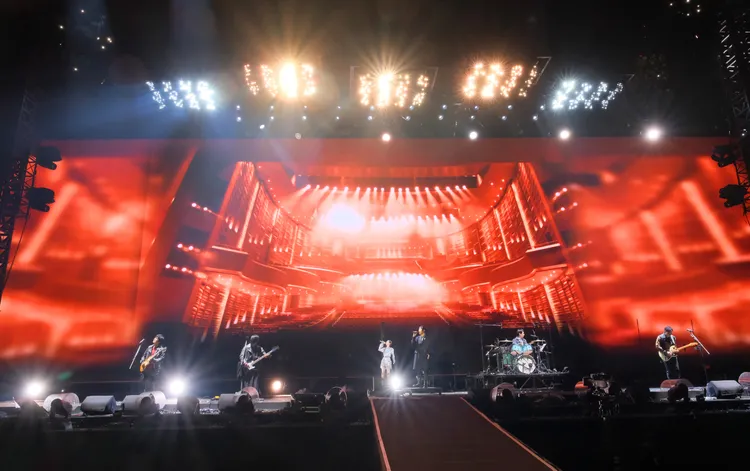 五月天演唱會第二場嘉賓邀請鄧紫棋。相信音樂提供