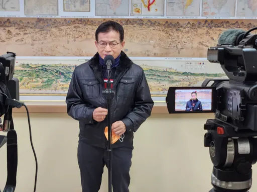 賴士葆開罵陳明通「台大的一顆屎」　喊話蔡英文別再罩他