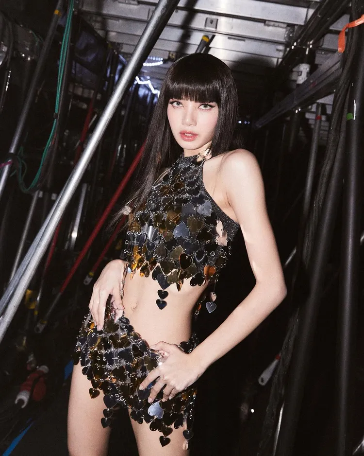 韓團BLACKPINK成員Lisa在2022全球百大美女名單中排名第3。翻攝lalalalisa_m IG