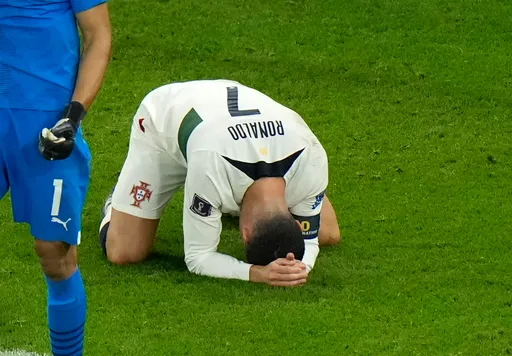 世界盃|C羅坐板凳名模女友砲轟 葡國教頭不後悔這個決定