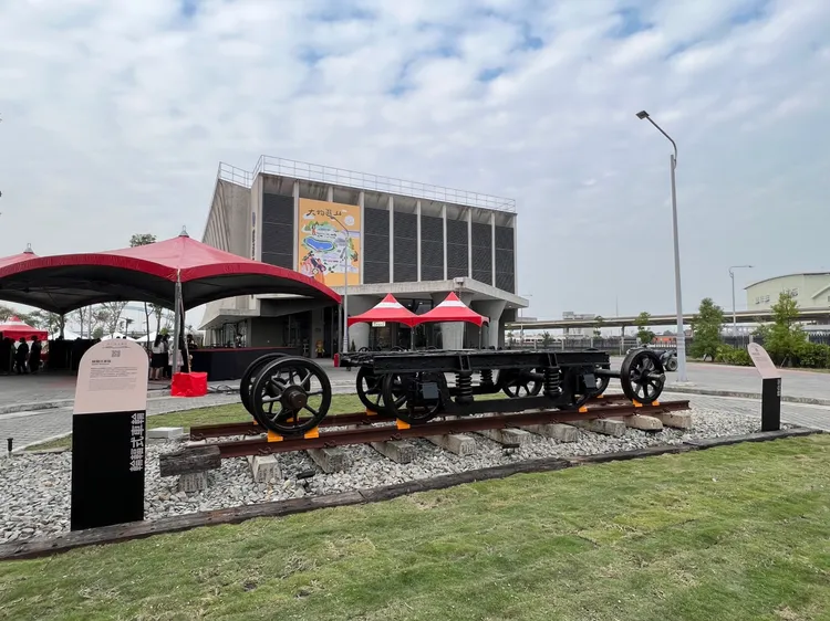 潮州鐵道園區開幕後，一個月優惠免費入園參觀。台鐵提供