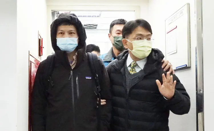 檢調上午9點45分進入高虹安辦公室，約11點40步出，帶走高辦主任陳奐宇。莊宗達攝