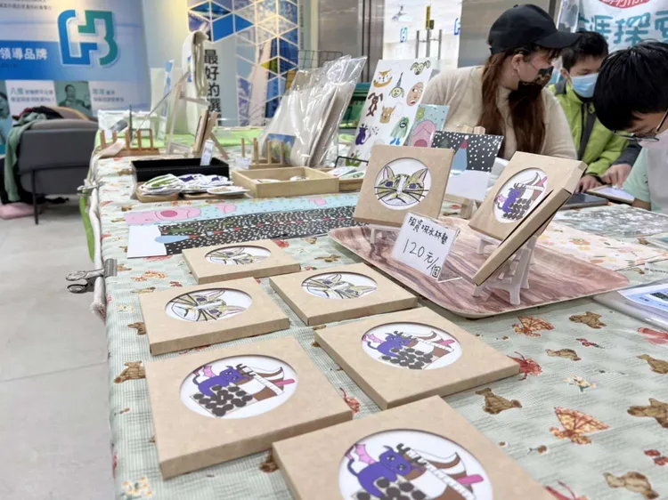 青少年設計文創商品。市府提供