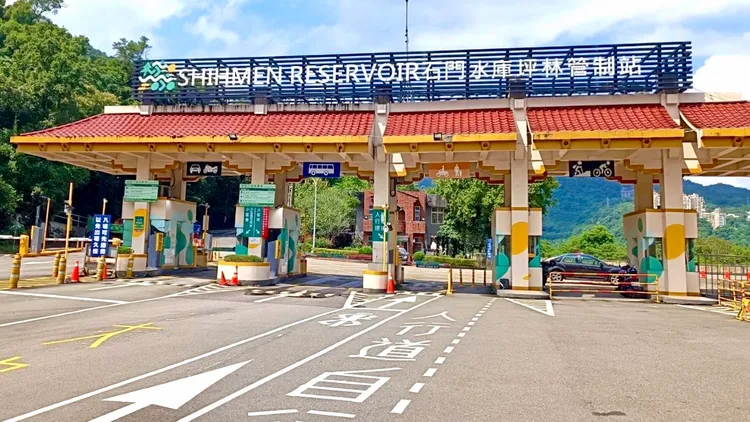 人工收費改採AI車牌辨識收費。市府提供