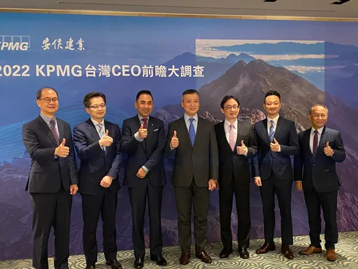 超佛心!這家公司今年加薪最高28% 月薪多上萬元抗通膨