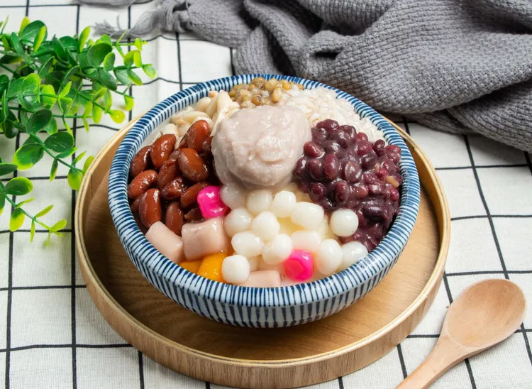 經典八寶冰也是熱銷品項之一。業者提供