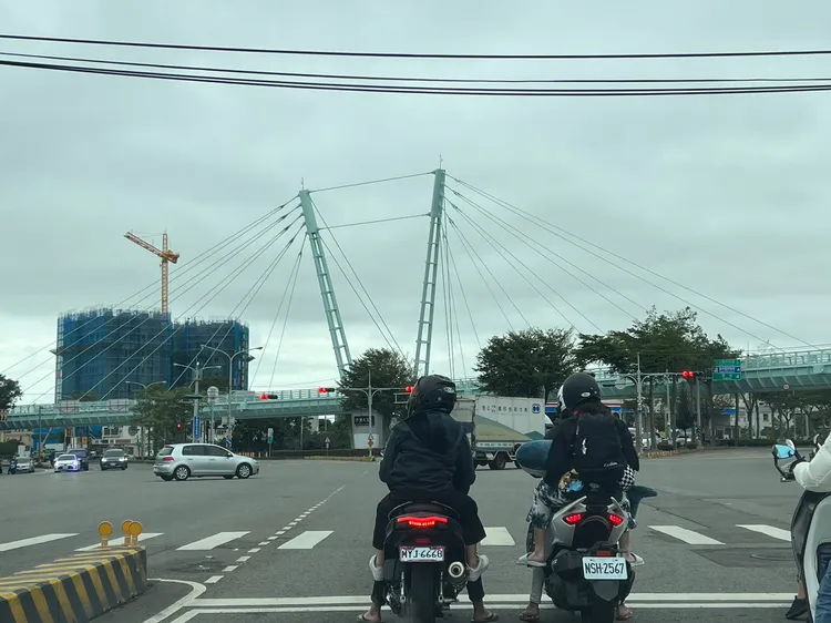 中央環評初審的台中捷運藍線，將助攻海線交通發展，而諸多建設利多也帶旺區域房市。王鈞生攝