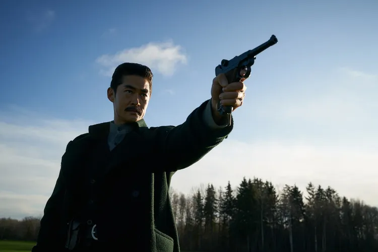 裴正楠扮演神槍手。車庫娛樂