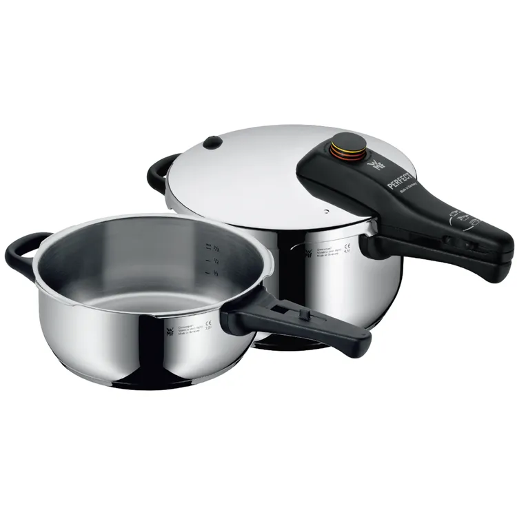 WMF PERFECT RDS快力鍋二件套組原價1萬5500元，12/11特價5800元，限量30組。業者提供