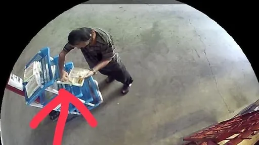 糟蹋愛心便當!高雄男徒手「翻閱」菜色 不喜歡吃的再放回去