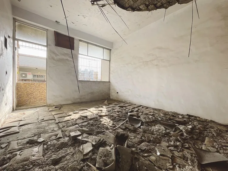 高雄林園一間主打工業風的透天待售。翻攝臉書大高雄房屋買賣網