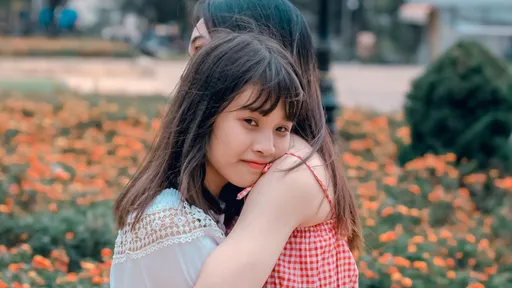 大女兒出櫃、小女兒出家　被鄰居笑很亂！勇媽1關鍵決定感動千人