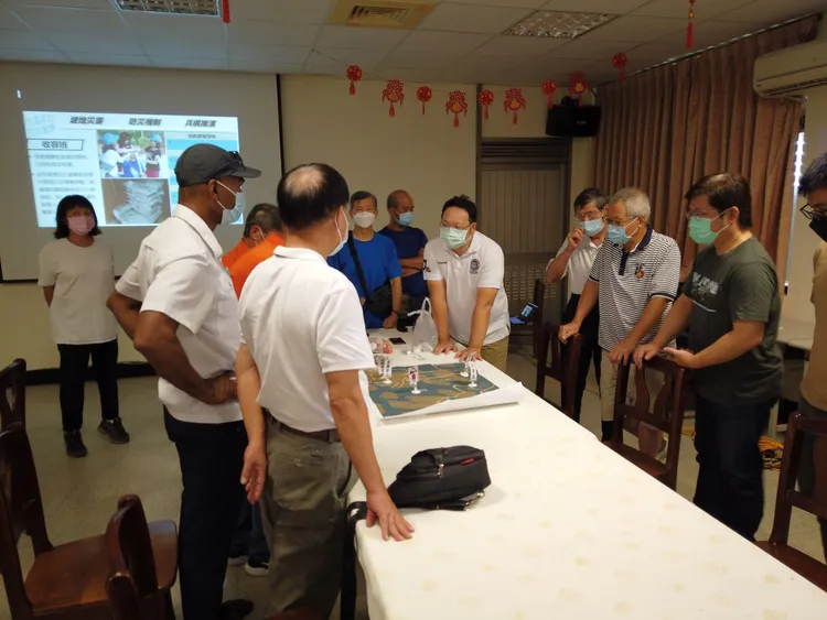 汐止區長青里兵棋推演。市府提供