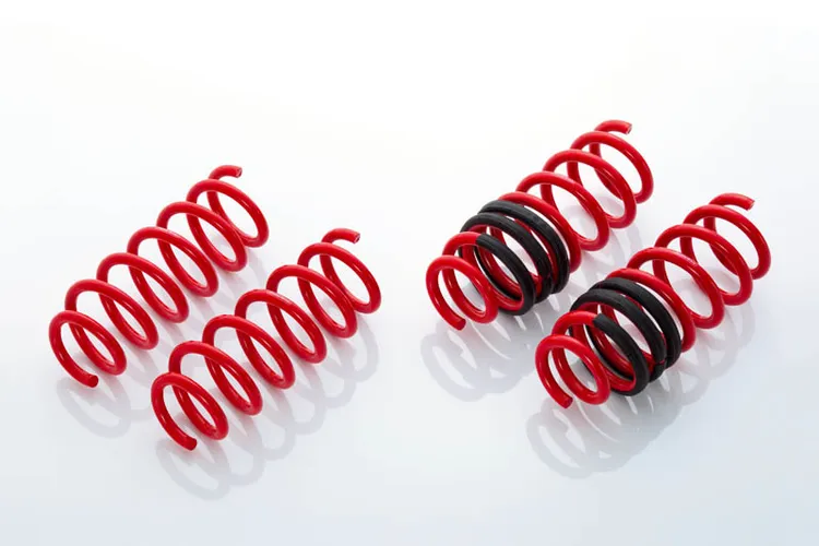 Autoexe為CX-60推出降低車身的短彈簧。原廠提供