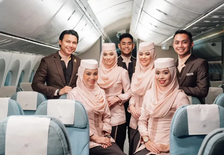 汶萊皇家航空屢屢在國際中獲得許多獎項。汶萊皇家航空提供