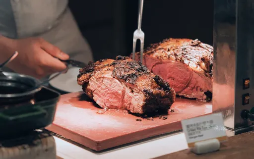 南港五星酒店7周年慶 下午茶Buffet買一送一、豪華客房21折