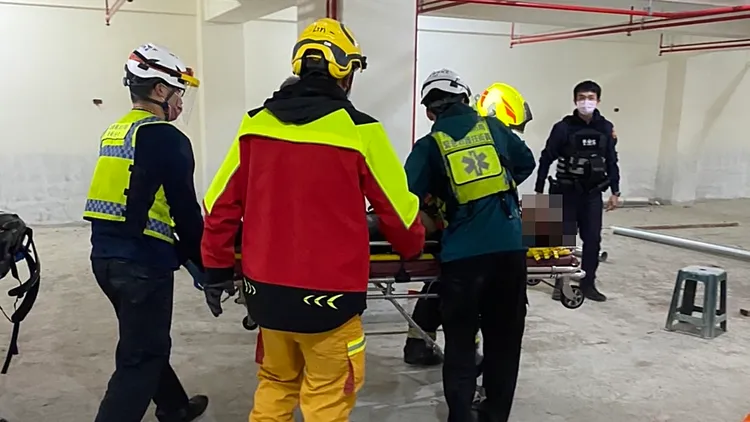 吉安鄉1處建築工地今天上午發生工安意外。民眾提供